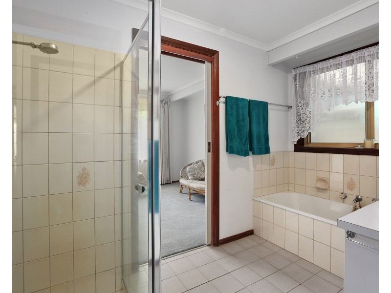1 Leonora Court, Corio VIC 3214