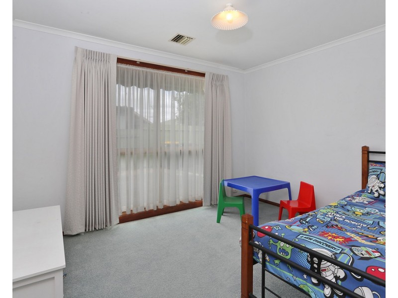 1 Leonora Court, Corio VIC 3214
