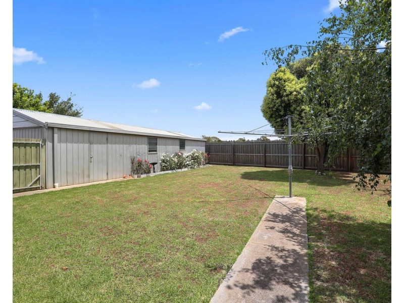 1 Leonora Court, Corio VIC 3214
