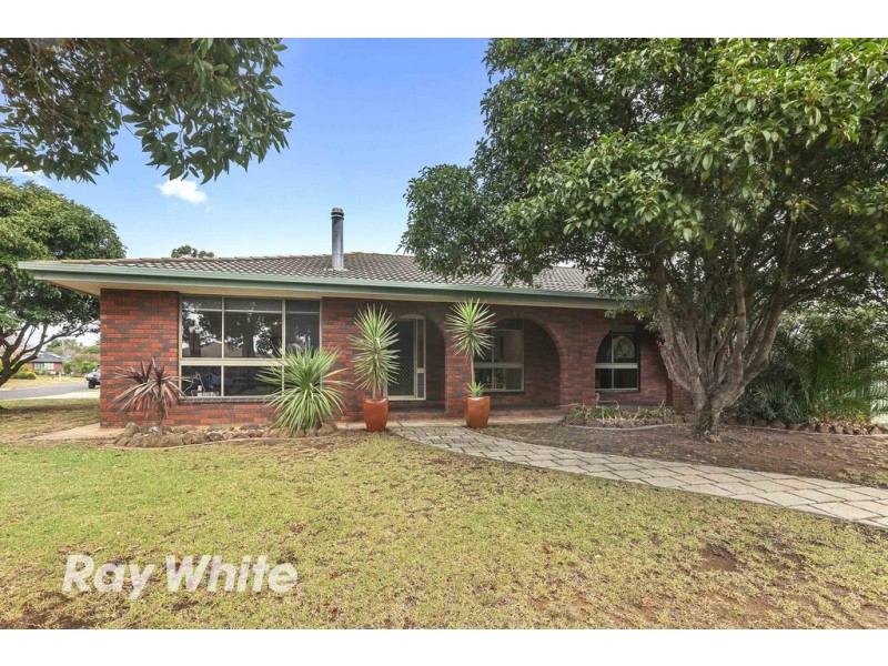 1 Currawong Court, Lara VIC 3212