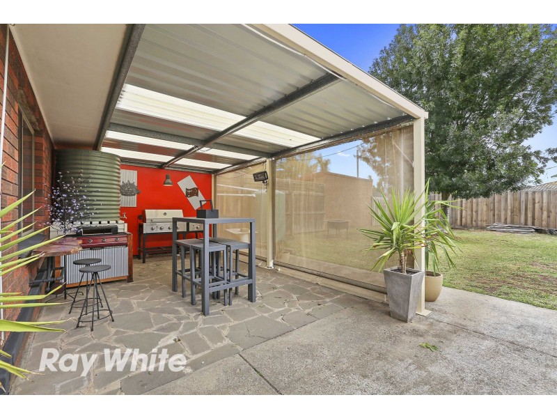 1 Currawong Court, Lara VIC 3212