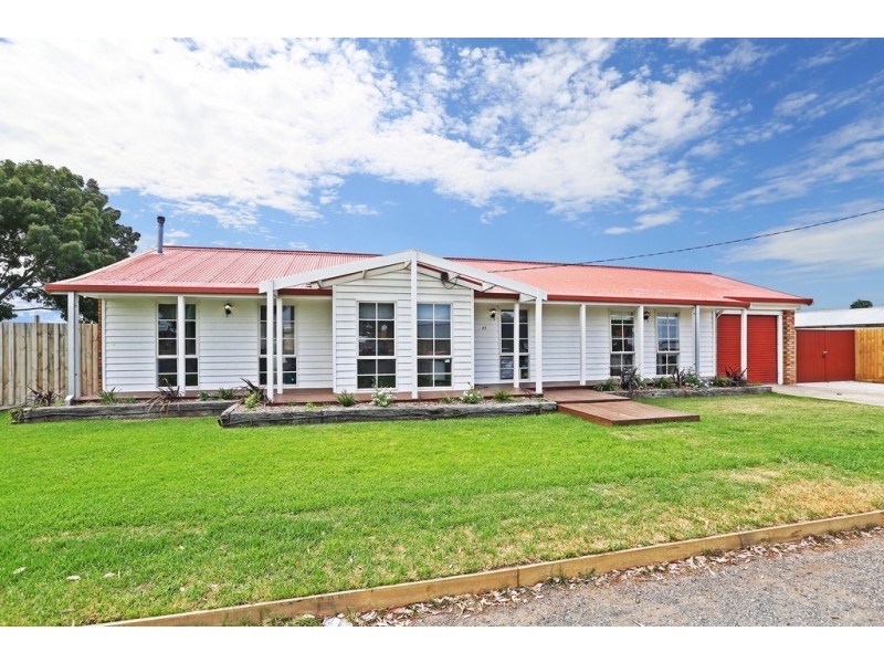 83 Forest Road South, Lara VIC 3212