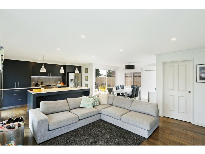 83 Forest Road South, Lara VIC 3212