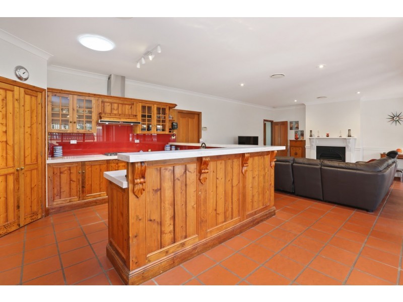 14 Cromwell Drive, Lara VIC 3212