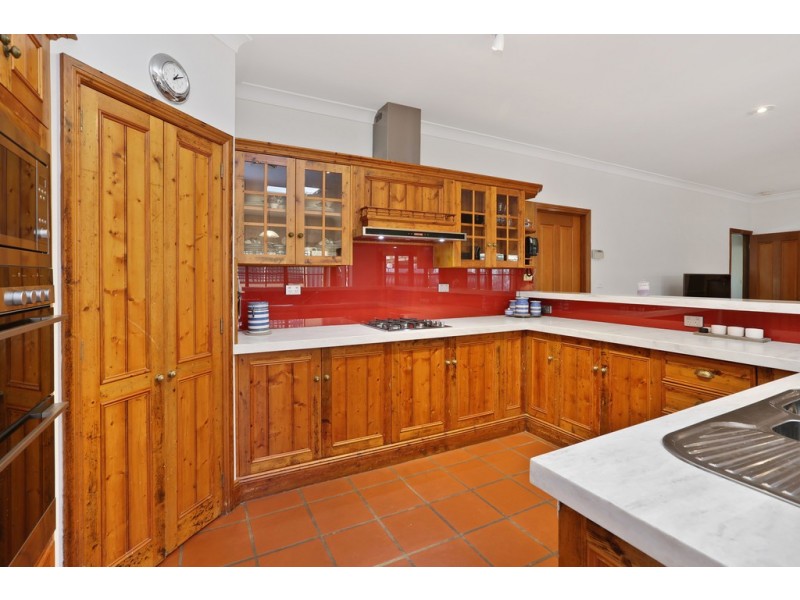 14 Cromwell Drive, Lara VIC 3212