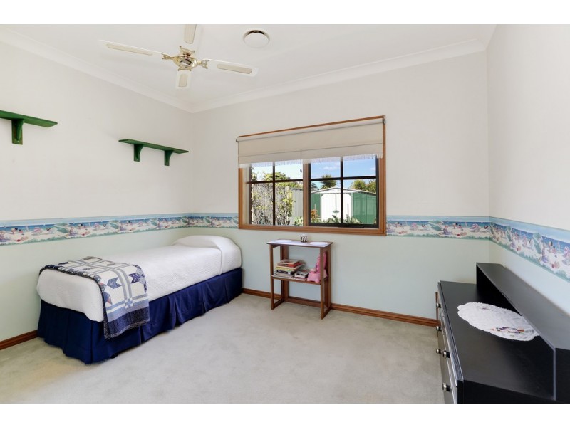 14 Cromwell Drive, Lara VIC 3212