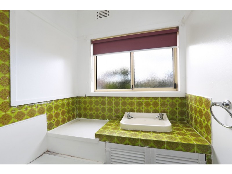 35 and 37 Wisteria Grove, Norlane VIC 3214