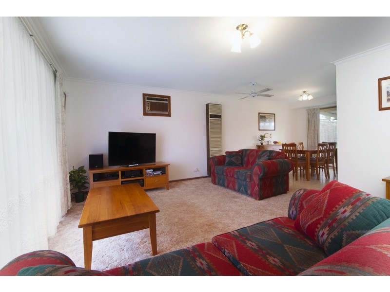 14 Bernard Court, Lara VIC 3212