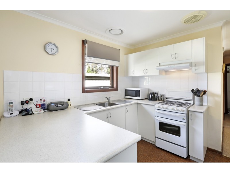 2/55 Teleta Crescent, Corio VIC 3214