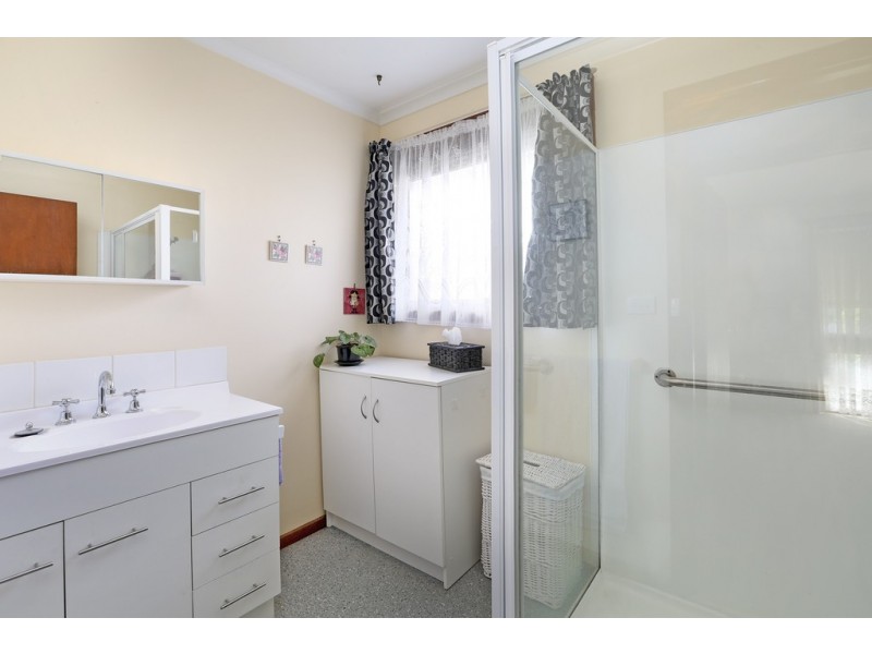 2/55 Teleta Crescent, Corio VIC 3214