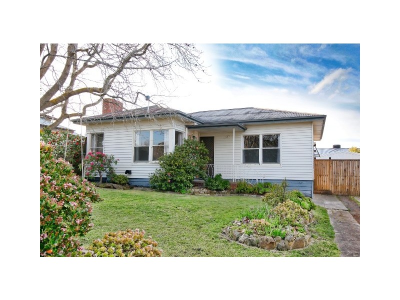 24 Drysdale Avenue, Hamlyn Heights VIC 3215