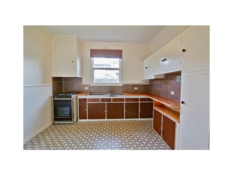 24 Drysdale Avenue, Hamlyn Heights VIC 3215