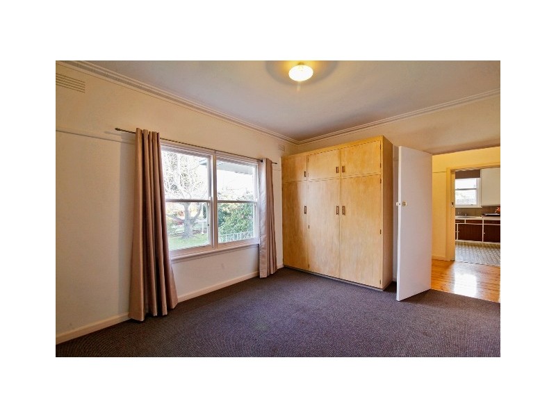 24 Drysdale Avenue, Hamlyn Heights VIC 3215