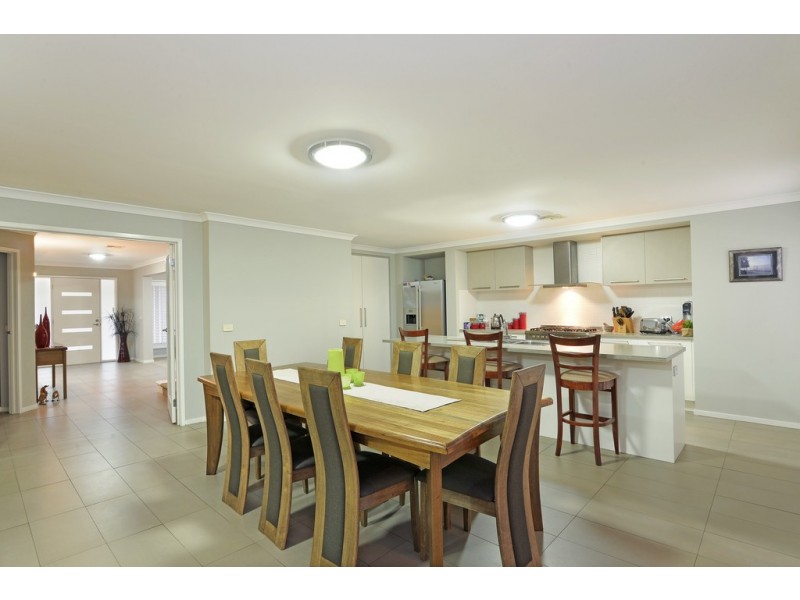 7 Achillea Close, Corio VIC 3214