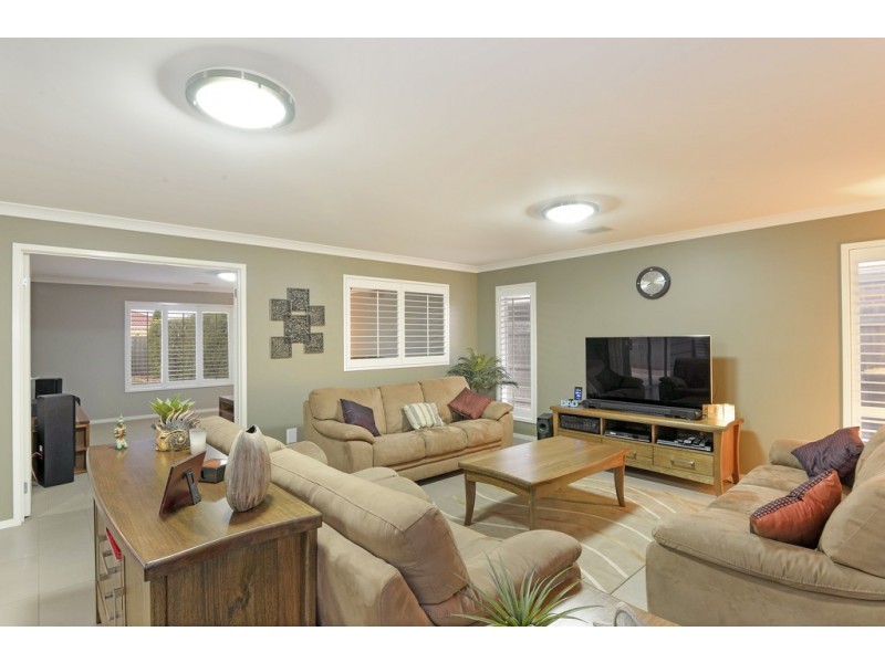 7 Achillea Close, Corio VIC 3214