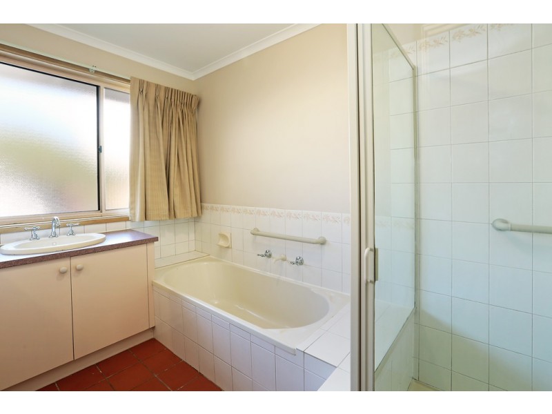 3/6-8 Corangamite Drive, Corio VIC 3214