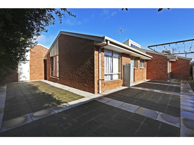 3/6-8 Corangamite Drive, Corio VIC 3214