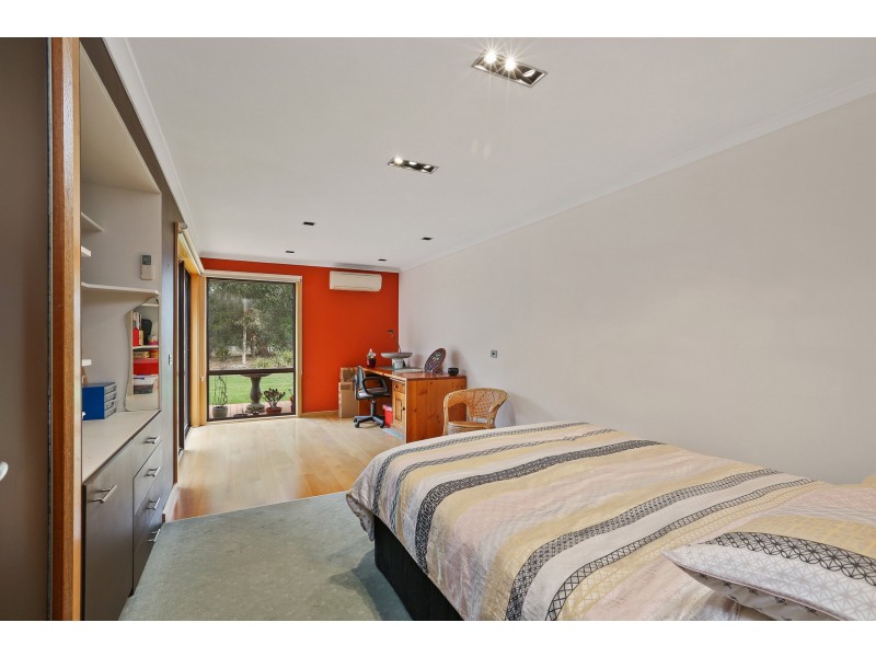 235 Windermere Road, Lara VIC 3212