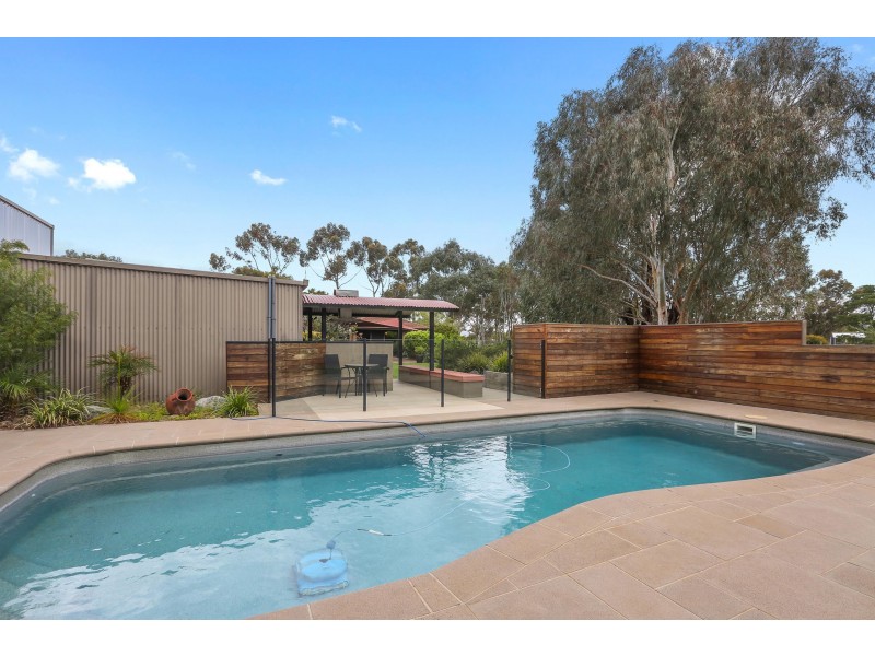 235 Windermere Road, Lara VIC 3212