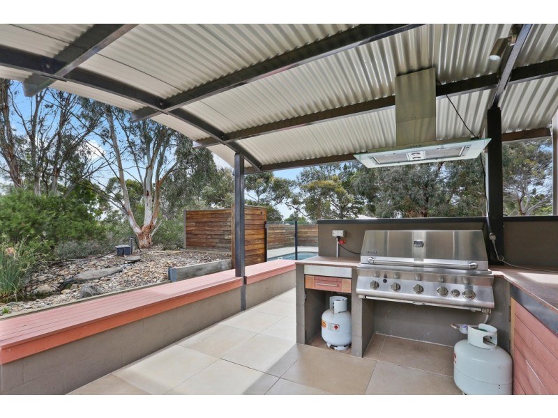 235 Windermere Road, Lara VIC 3212