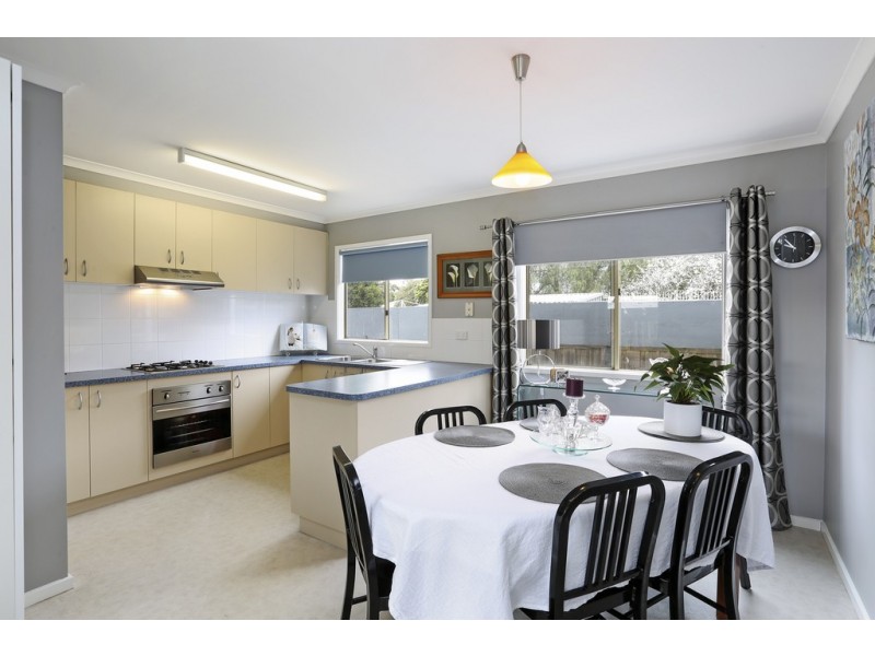 2/99 Station Street, Norlane VIC 3214