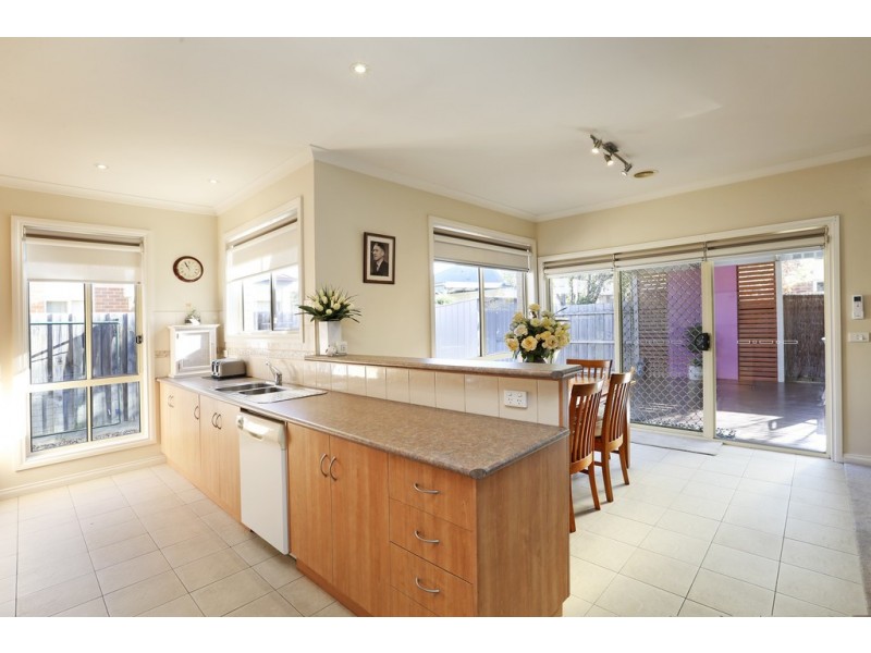 5 Victor Place, Lara VIC 3212