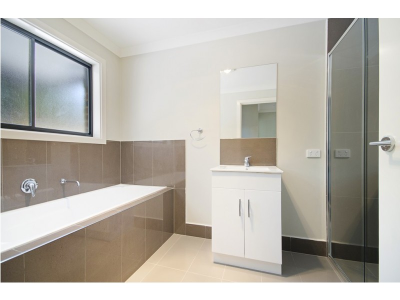 2/135 Cox Road, Norlane VIC 3214