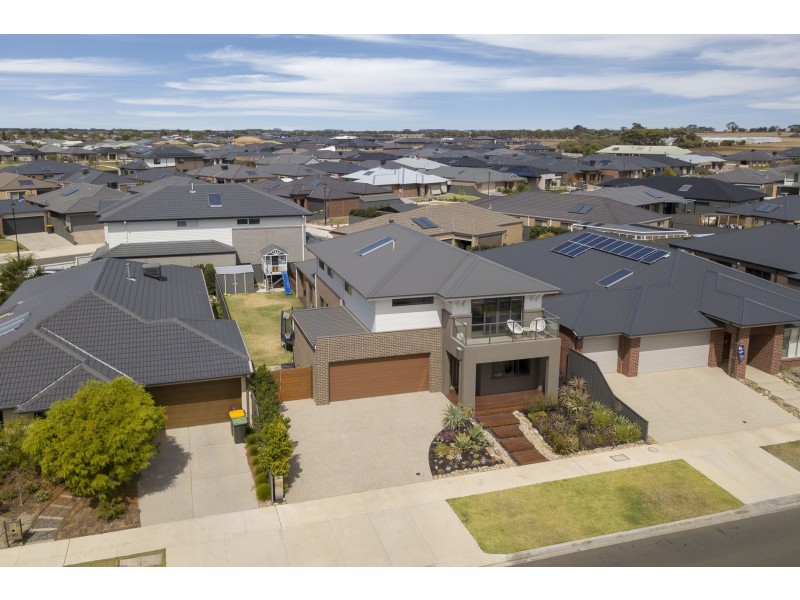 88 Eastlakes Boulevard, Lara VIC 3212