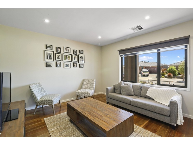 88 Eastlakes Boulevard, Lara VIC 3212