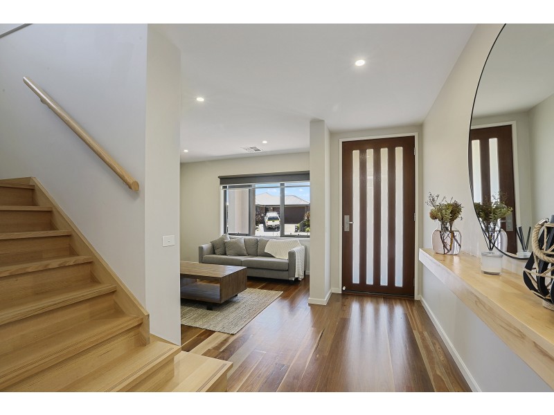 88 Eastlakes Boulevard, Lara VIC 3212