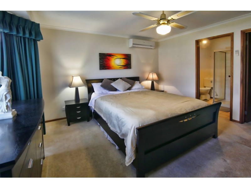 3 Newcomen Court, Lara VIC 3212