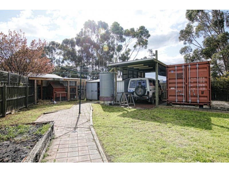 3 Newcomen Court, Lara VIC 3212