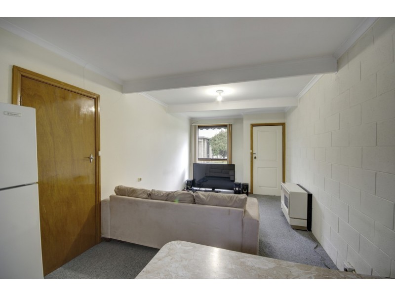 3/51-53 Merlin Crescent, Corio VIC 3214