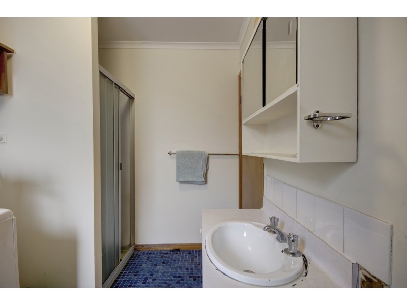 3/51-53 Merlin Crescent, Corio VIC 3214