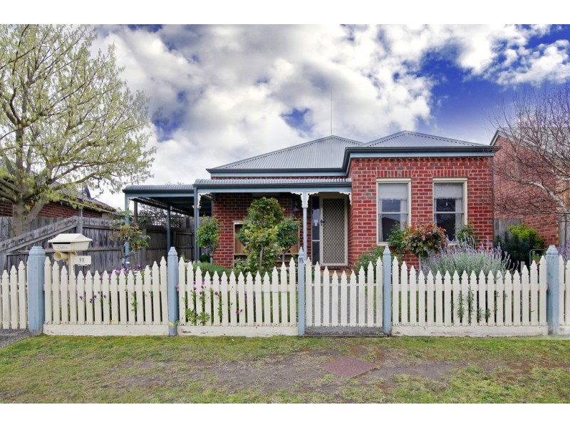 11 Cumberland Drive, Lara VIC 3212