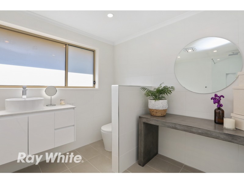 10 Little River Road, Little River VIC 3211