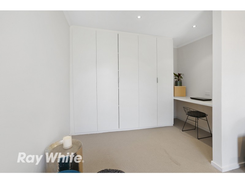 10 Little River Road, Little River VIC 3211