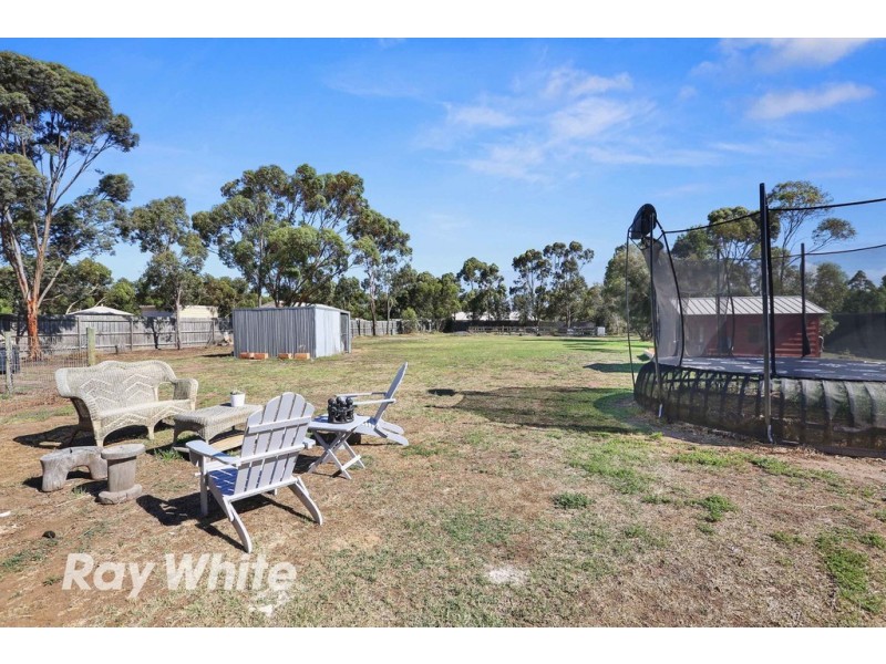 10 Little River Road, Little River VIC 3211