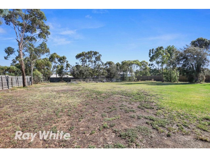 10 Little River Road, Little River VIC 3211
