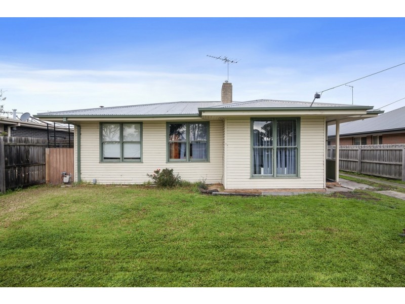 15 Gerbera Avenue, Norlane VIC 3214
