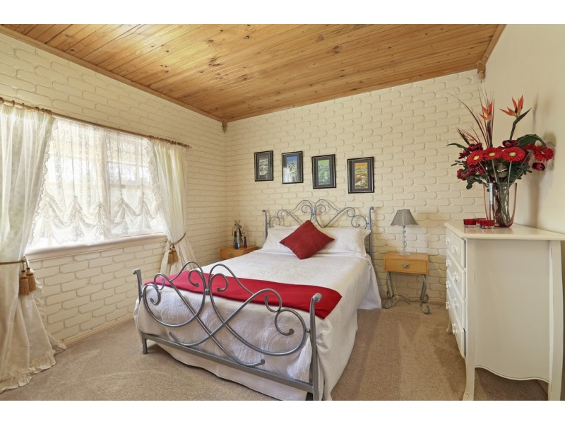 245 Windermere Road, Lara VIC 3212