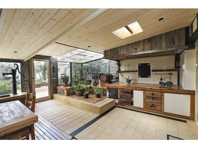 245 Windermere Road, Lara VIC 3212