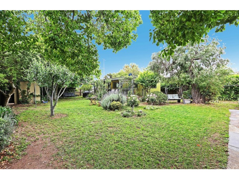 8 Buckingham Street, Lara VIC 3212