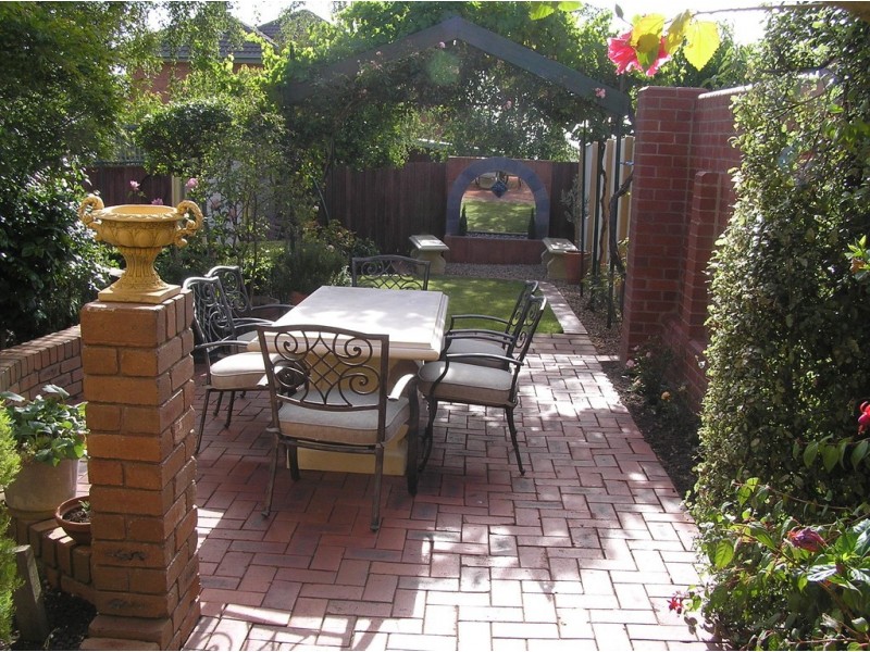 28 Leila Crescent, Bell Post Hill VIC 3215