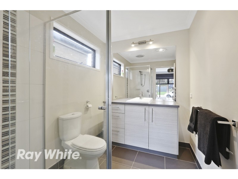 17 Mathieson Place, Lara VIC 3212