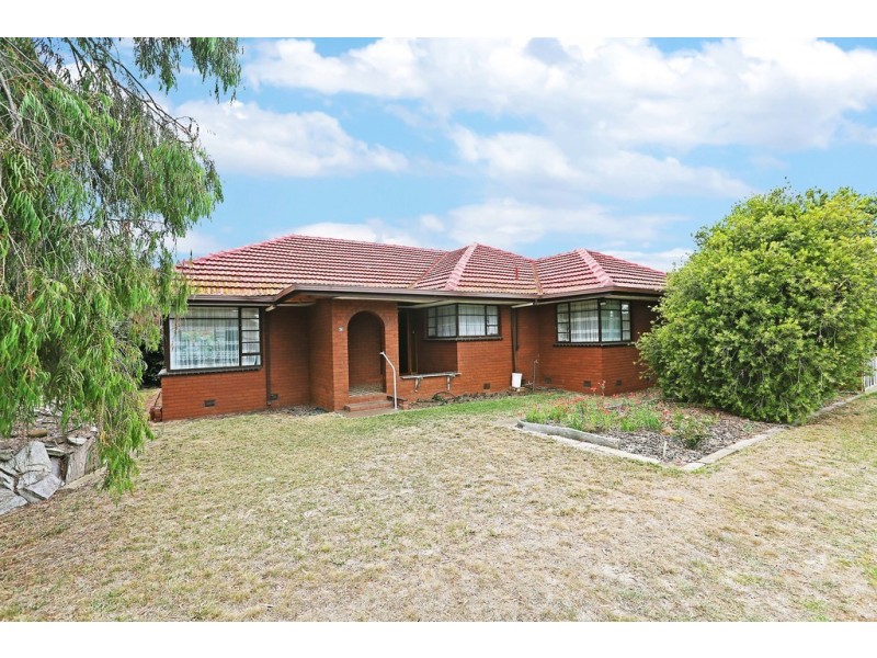 63 Forest Road South, Lara VIC 3212