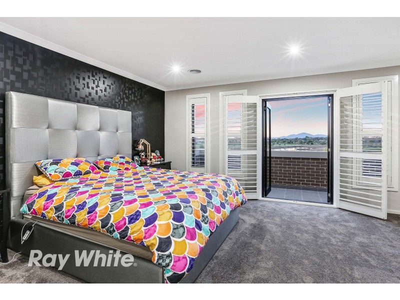 54 Eastlakes Boulevard, Lara VIC 3212