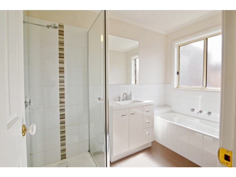 111 Matthews Road, Lovely Banks VIC 3221