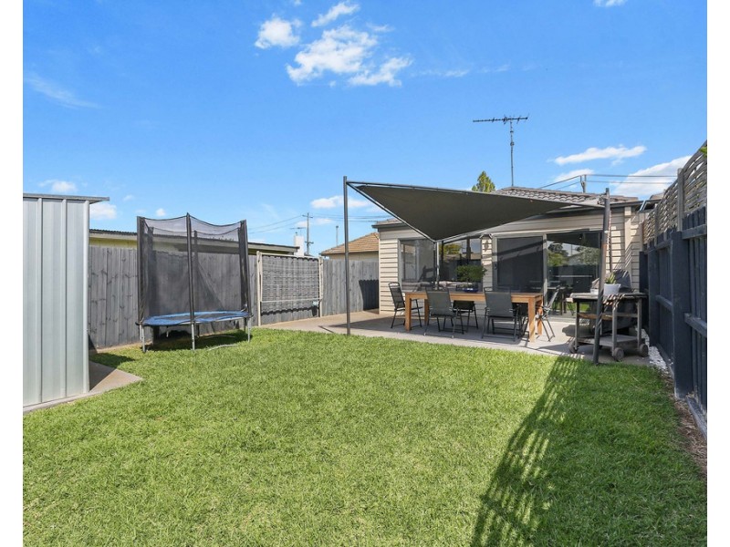 27B Pettitt Crescent, Norlane VIC 3214