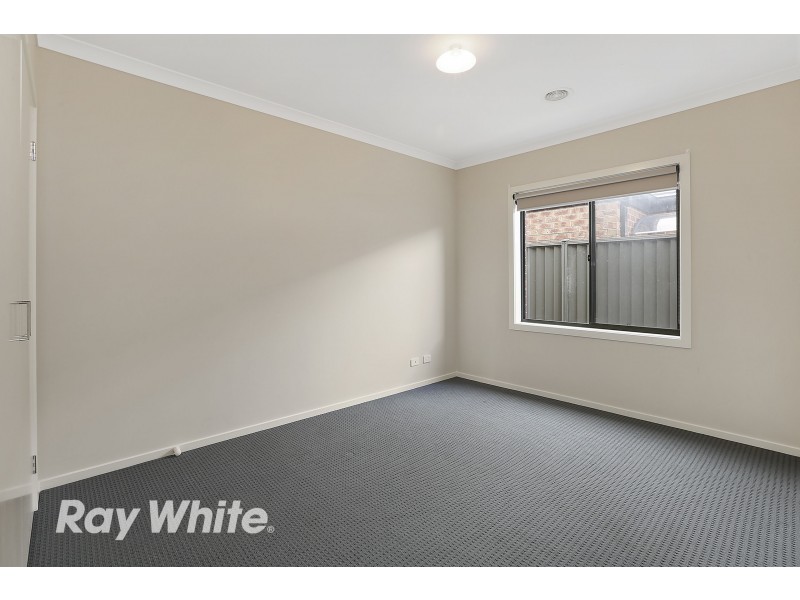 11 Kingfisher Court, Lara VIC 3212